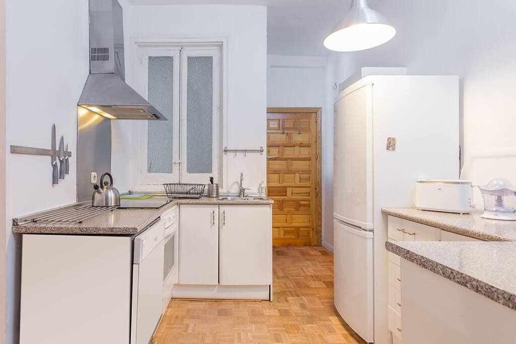 Piso Confortable Y Centrico Apartment Мадрид Екстериор снимка