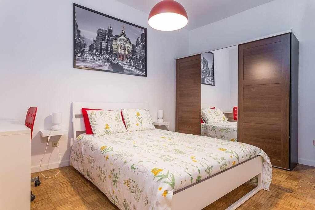 Piso Confortable Y Centrico Apartment Мадрид Екстериор снимка